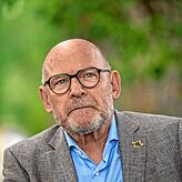 3,6: Winfried Hermann (Grüne), Verkehrsminister, folgt weiter hinten.