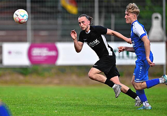 Bild 12: SG FC Wehr/Brennet siegt 3:2 beim FC Hauingen – und wir haben Bilder!
