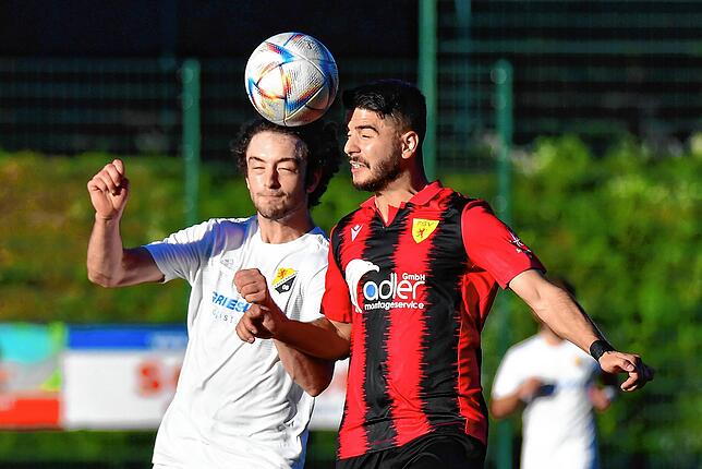 Bild 30: FSV Rheinfelden gewinnt Hochrhein-Derby beim SV 08 Laufenburg mit 2:1 &ndash; und wir haben Bilder!
