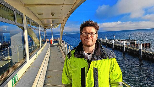 Alexander Boos auf der Fähre Tabor an der Haltestelle in Konstanz. Ihm und seinen Kollegen macht der raue Umgang mit den Passagieren zu ...