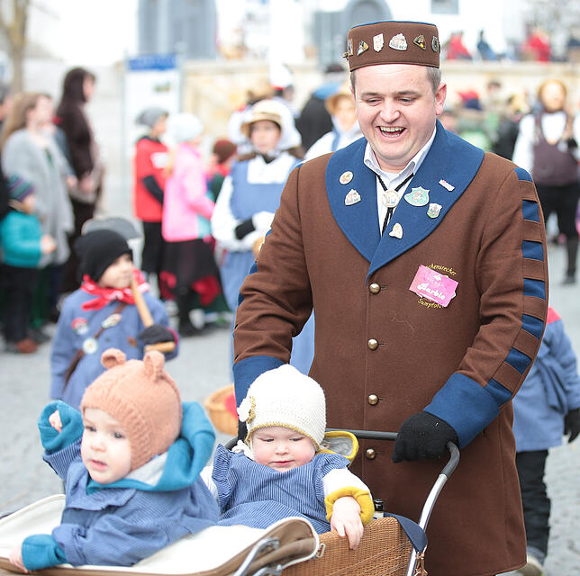 Bild 1: Bilder vom Fasnachtssonntag in Donaueschingen (Teil 2)