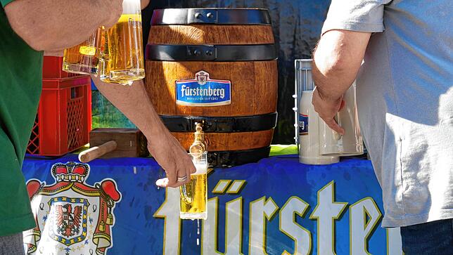 Bild 9: Albbrucker Dorffest: Ausgelassene Stimmung, zahlreiche Besucher und buntes Programm.