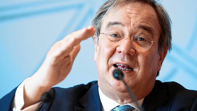 Der CDU-Vorsitzende Armin Laschet sieht das Vertrauen in die Politik durch Maskenaffäre beschädigt.