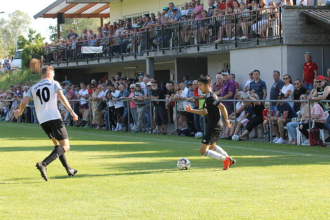 Bild 4: FSV Rheinfelden verliert Abstiegsduell beim VfR Bad Bellingen &ndash; wir haben die Bilder!