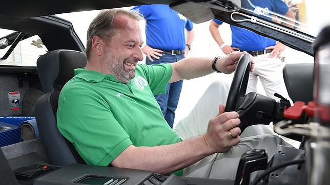 Standortleiter Dirk Hanenberg beim ZF-Familientag anlässlich der 100-Jahr-Feier des Konzerns.