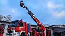 Seit Anfang März hat die Feuerwehr St. Georgen eine neues Fahrzeug mit Drehleiter.