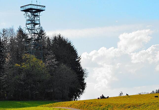 Under der Klassiker unter den Ausflugszielen ist nach wie vor der Gehrenbergturm, lässt sich dort doch wunderbar auf Abstand achten.
