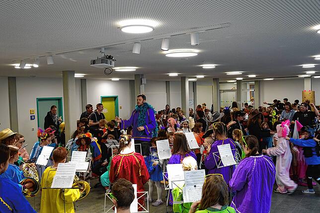 Bild 4: Die schönsten Bilder der Schulbefreiung und der Besuch im Kindergarten in Rickenbach