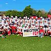 Meisterliche Mannschaft. Der FC Pfaffenweiler ist Bezirksliga-Meister 2023/24.