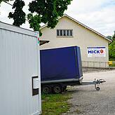 Kurioserweise wird der DHL-Container unter der gleichen Adresse auf dem Grundstück des früheren Betreibers stehen.