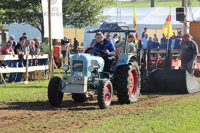 Bild 9: Bilder: Tractorpulling in Sumpfohren 2018