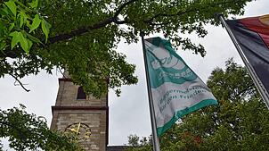 Am 8. Juli weht auch vor dem Rathaus von Bad Säckingen die Friedensflagge der internationalen Organisation Mayors for Peace. Die Stadt ...