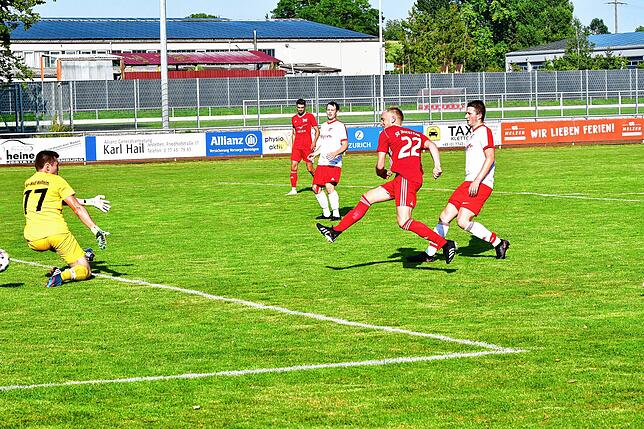 Bild 35: Und hier gibt es die Bilder vom 6:1-Heimsieg des SV Jestetten gegen den FC RW Weilheim