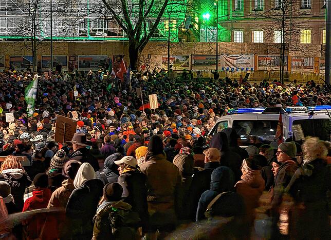 Einige Tausend Menschen sind zur Freiburger Demo gekommen.