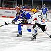 Der zwischenzeitliche 1:1-Ausgleich durch Zach Senyshyn (blaues Trikot) brachte seine Mannschaft zurück ins Spiel, reichte aber nicht ...
