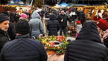 Stimmungsvoller Weihnachtsmarkt am Mooser Hafen. Auch die zweite Auflage der Veranstaltung war am Wochenende gut besucht.