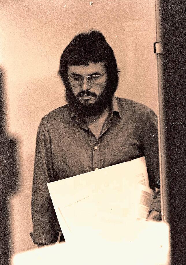 Schnappschuss aus dem Lehrerzimmer: Elmar Mosbrugger Anfang der 1980er.