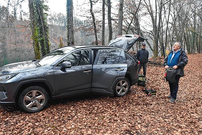 Damit dürfte jetzt wohl Schluss sein. Ab dem nächsten Jahr dürfen die Jestetter Fischer mit dem Auto nicht mehr im Wald fahren.