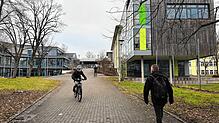 Die Albert-Schweitzer-Schule in Villingen von außen. Hier löste sowohl im September als auch im Dezember 2024 ein Amokalarm aus – der ...