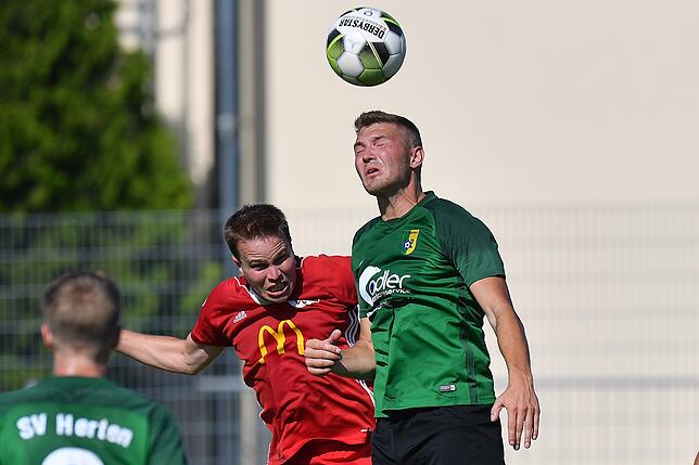Bild 22: SV Herten rettet ein 1:1 gegen den FC Wallbach &ndash; und wir haben Bilder!