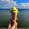 Eis am See: 1,50 Euro kostet eine Kugel bei der Eisdiele Tutti Frutti an der Häfler Promenade.