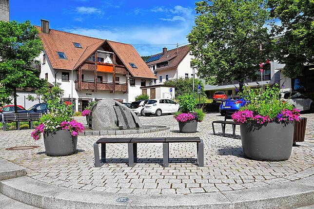 Der neue Dorfplatz in Tennenbronn.