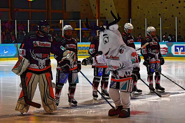 Bild 1: EHC Herrischried unterliegt Meister HC Fischbach Göslikon mit 0:10 – und wir haben Bilder