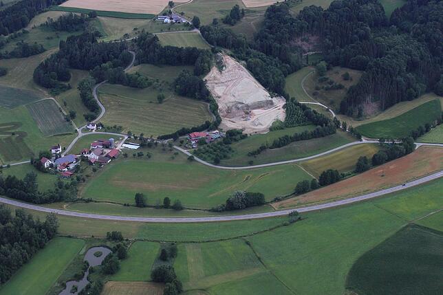 Bild 15: So schön ist Ihre Heimat von oben – Zeller See und Stockach aus der Luft