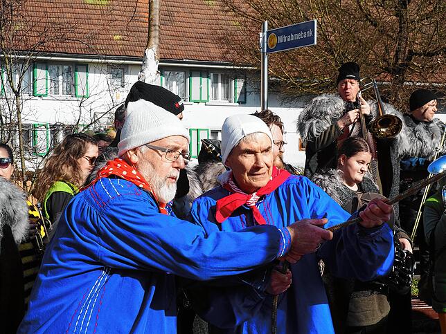 Bild 15: Bilder vom Narrenbaumstellen in Altenburg