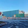 Die Bauarbeiten für den Anbau der Schänzlehalle haben begonnen.