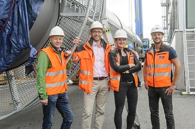 Das MTU-Team für den neuen Abgaskamin (von links): Markus Schmid (Gesamtprojektleiter) Mathias Bäcker (Teilprojektleiter Bau/TGA) Sandra ...