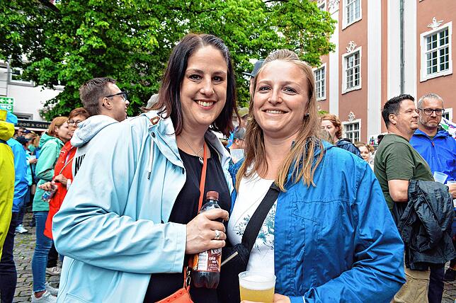 Bild 16: Die Fäaschtbänkler machen den Schlossplatz zum Partyplaneten – Teil 1
