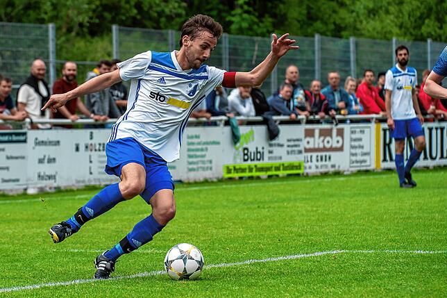 Derby-Sieg: Jochen Hamburger und der FC Weizen bezwangen den SV Stühlingen mit 3:1.