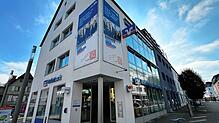 Bislang Hauptgeschäftsstelle, künftig nur noch Zweigniederlassung: Die Volksbank in der Schützenstraße.