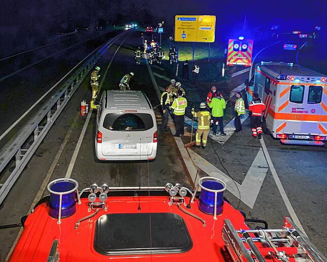 Die B 31 und die Abfahrt in Richtung Meersburg sind gesperrt.