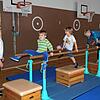 Bewegung ist auch in Corona-Zeiten gesund und macht den Kleinen Spaß: Das Kinderturnen des TV Markdorf findet aktuell in geteilten ...