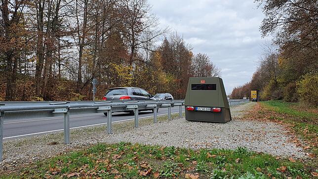 Für die Stadt Villingen-Schwenningen sind Blitzer vom Typ Enforcement Trailer ein Grund, dass sie in die Liga der Blitzer-Millionäre ...