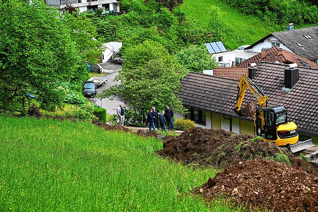 Bild 12: Bergung des Feldhäckslers- Hier sind die Bilder