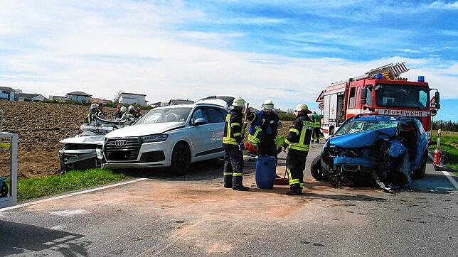 Bei diesem Unfall am vergangenen Samstag auf der B311 zwischen Rulfingen und Krauchenwies wurden zwei Personen schwer verletzt. ...