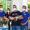 Über Drillinge können sich Helena und Stefan Scarpone aus Wehr freuen: Vor wenigen Tagen kamen Nico, Mia Klara, und Fabian (von links ...