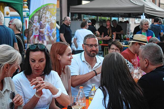 Bild 14: Bilder von der Premiere von „Stockach is(s)t bunt“ (2)