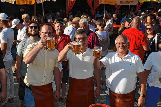Bild 8: Sonnenstrahlen und Feststimmung in Markdorf