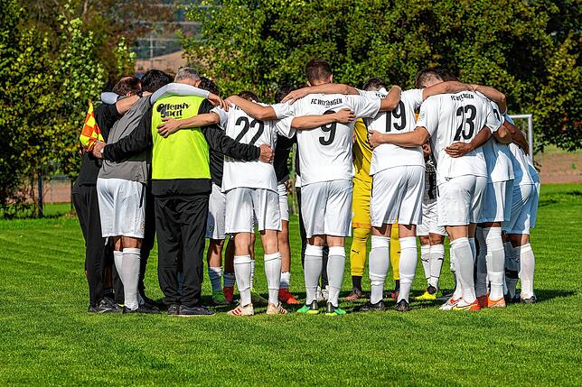 Bild 2: FC Wittlingen setzt sich mit 2:1 gegen die SG Mettingen-Krenkingen durch &ndash; und wir haben Bilder!