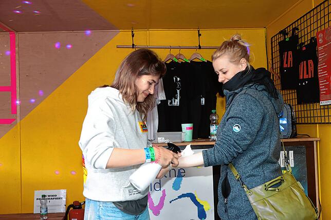 Bild 9: Gute Laune beim Open-See-Festival 2024 – Musikgrößen und Lokalmatadoren zeigen ihr Talent