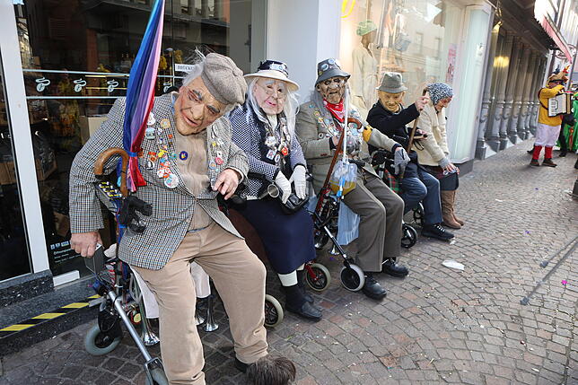 Bild 15: Konstanzer Straßenfasnacht 2025: Wenn die Altstadt zur Partyzone wird - Hier die schönsten Bilder!