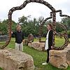 Sarah Isabelle Dekoj und Cornelius Hackenbracht vor einer Installation, die von Hackenbracht und Hansjörg Beck stammt. Im ...