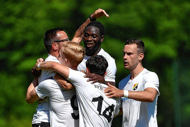 Bild 20: FSV Rheinfelden gewinnt beim SV 08 Laufenburg mit 3:1 &ndash; und wir haben Bilder!