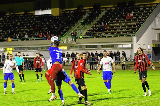 Bild 13: Unsere Bildergalerie der Landesliga-Partie zwischen dem FC Singen 04 und dem FC Königsfeld