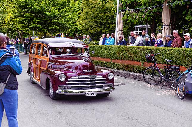Bild 19: Oldtimerparade in Friedrichshafen lockt zahlreiche Zuschauer – exklusive Bilder!
