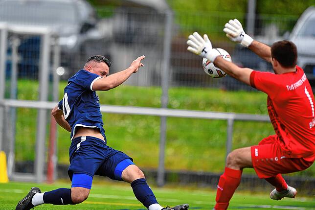 Bild 42: TuS Efringen-Kirchen erkämpft sich ein 3:3 gegen den VfB Waldshut &ndash; und wir haben Bilder!